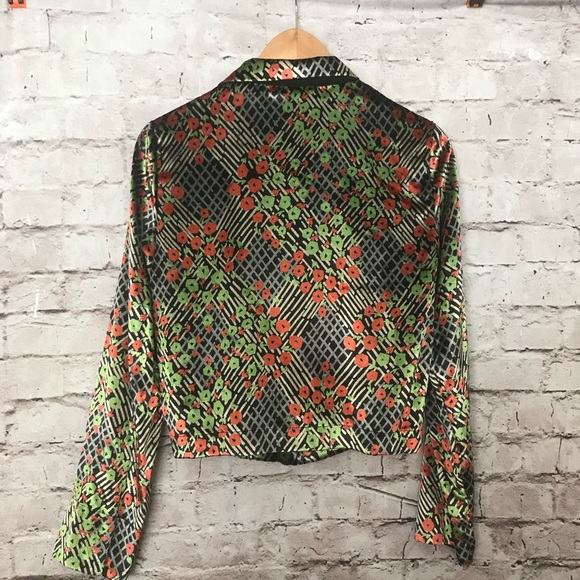 Anthropologie Velvet Wrap top, 6 - Picture 4 of 9